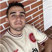 Doy clases de Inglés o materias en bilingüe hasta nivel de Bachillerato (tengo el certificado First)